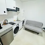 Cozy Studio Near The Eiffel Tower